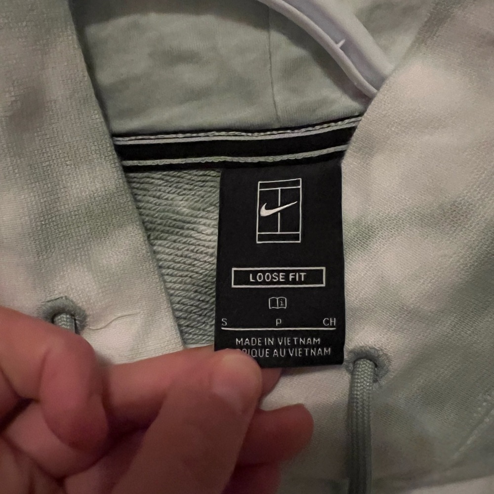 Nike Women’s  Oversized green and white hoodie - Picture 3 of 5